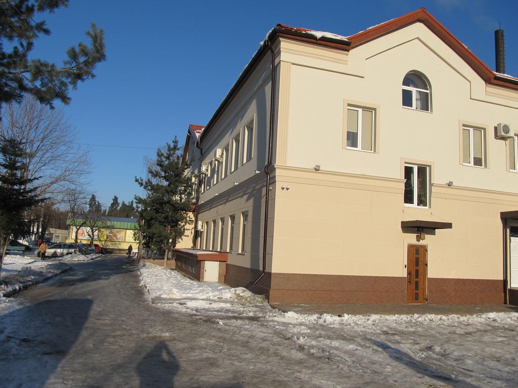 Mini-Hotel Na Pidgradskiy Uzhhorod Ngoại thất bức ảnh