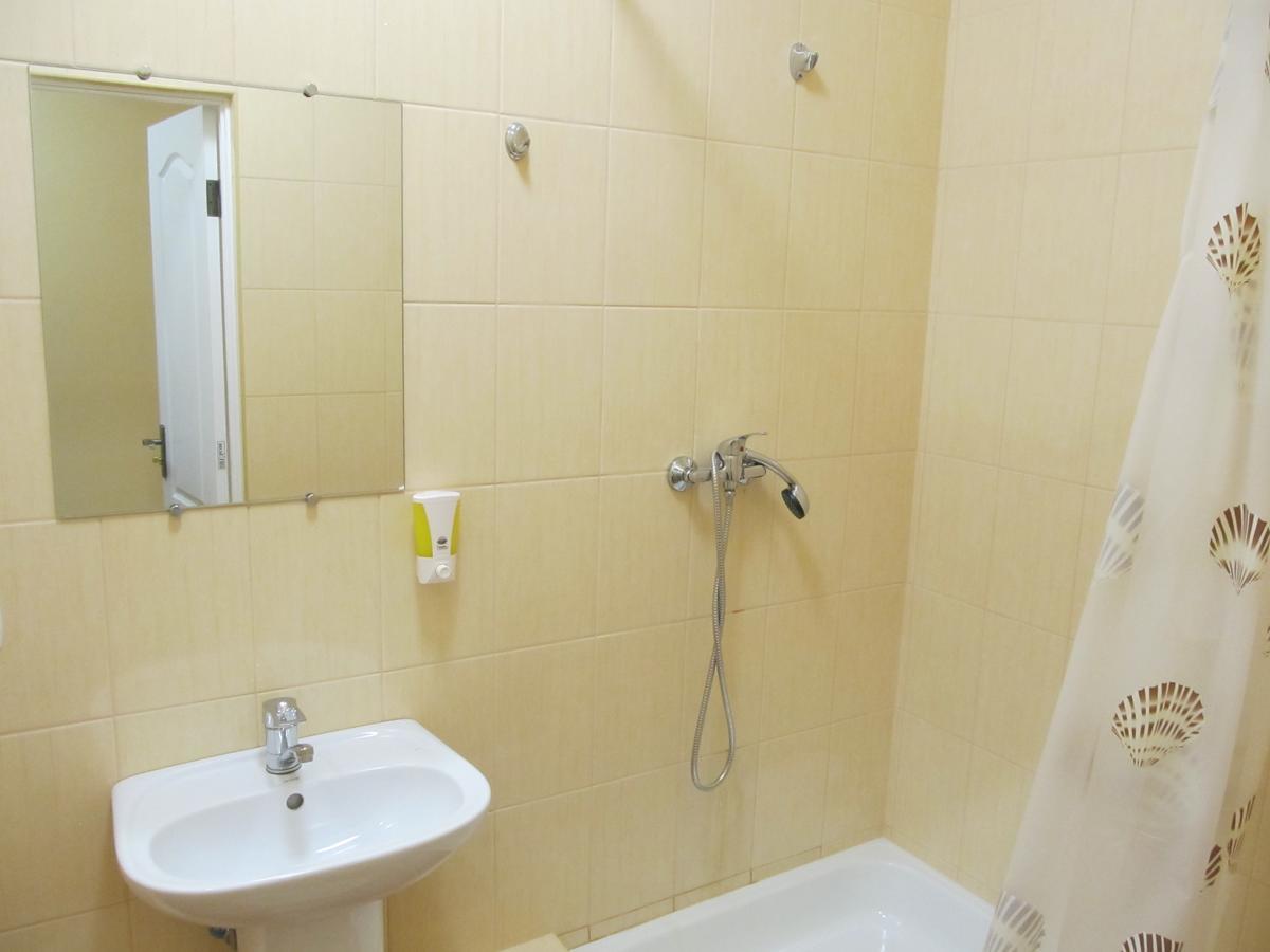Mini-Hotel Na Pidgradskiy Uzhhorod Phòng bức ảnh